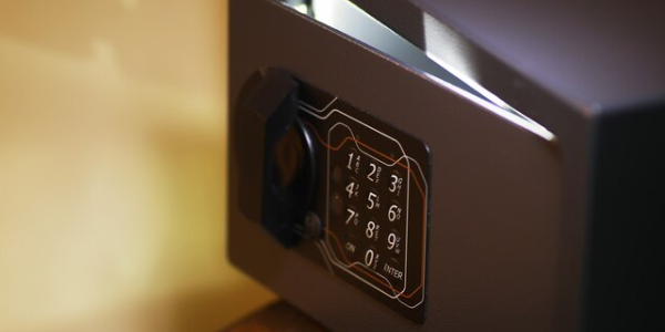 Guía para Elegir la Caja Fuerte Ideal para tu Hotel