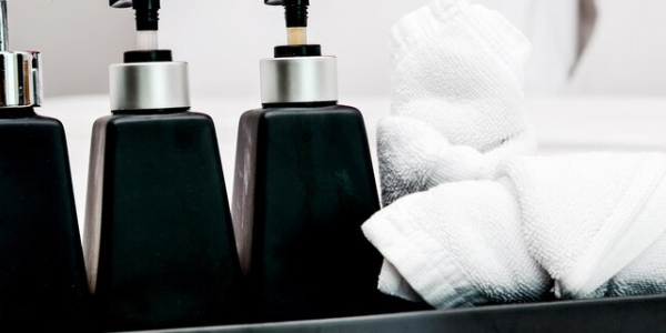 Accesorios Imprescindibles para Habitaciones de Hotel